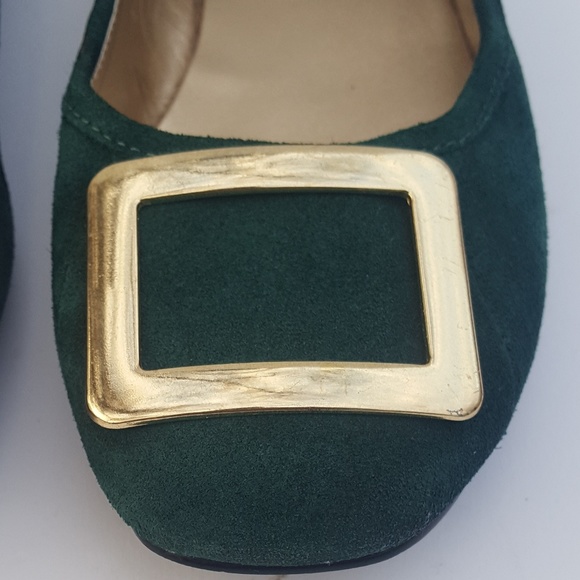 Yellow Box Leather Flats 6.5 Gold Buckel Toe NICE! - Picture 5 of 7